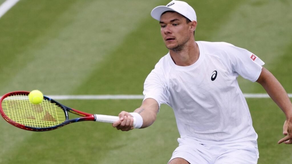 Kamil Majchrzak Biography