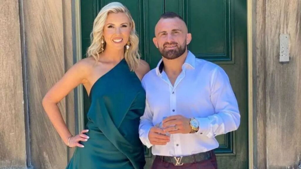 Alexander Volkanovski is married to Emma Volkanovski