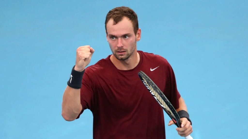 Roman Safiullin Biography