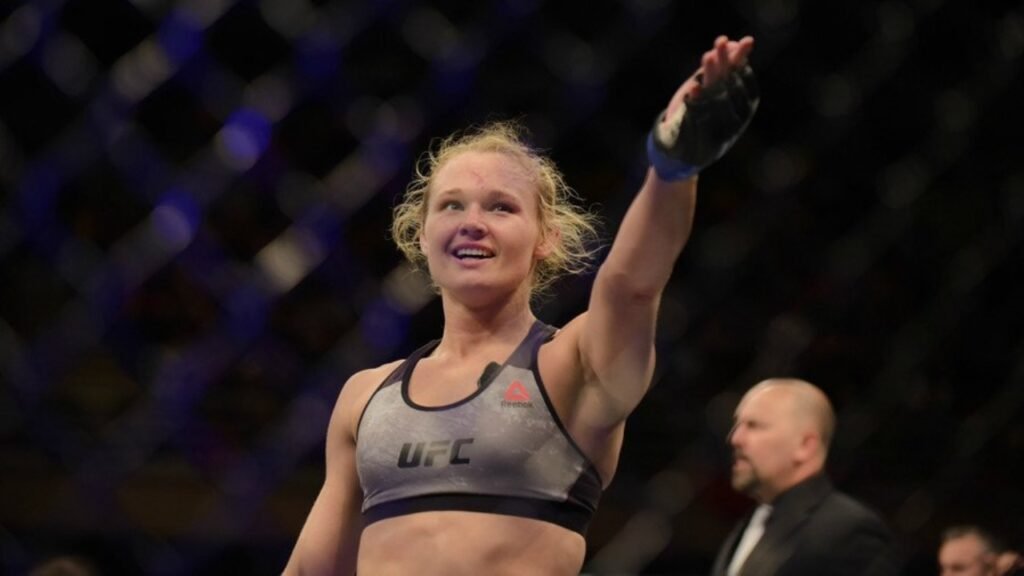 Andrea Lee Biography