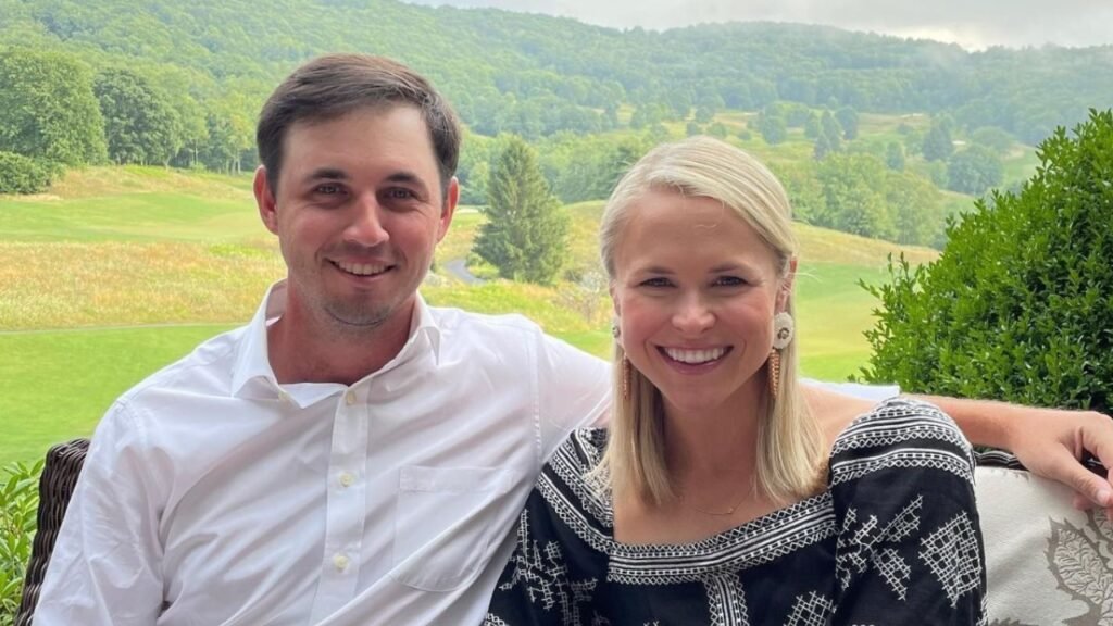 J.T. Poston is married to Kelly Poston