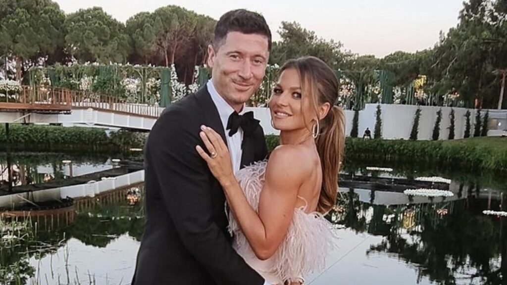 Robert Lewandowski in married to Anna Lewandowska