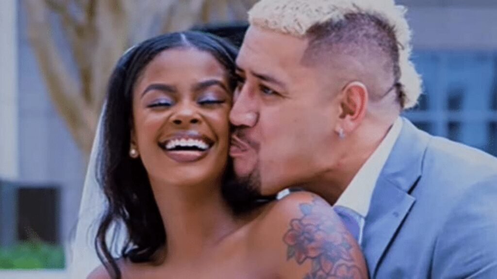 Solo Sikoa is married to Almia Williams