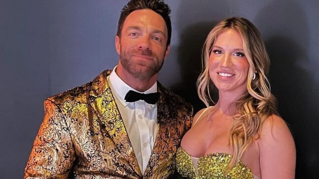 LA Knight Girlfriend Michelle Yavulla