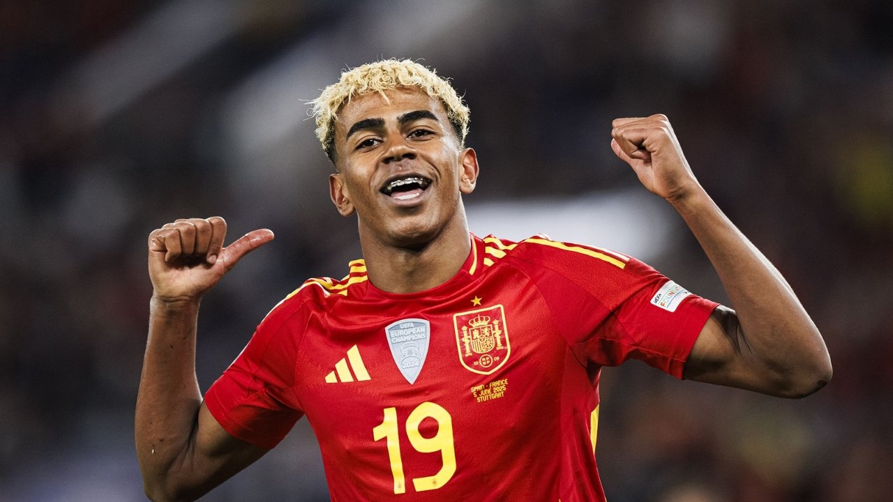 Lamine Yamal Bio 2026:Net Worth, Stats, Salary, Career & Records
