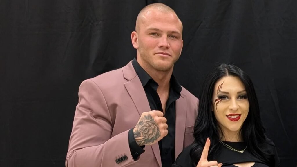 Stephanie Vaquer Boyfriend Myles Bourne