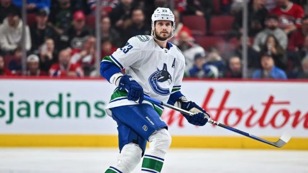 Oliver Ekman-Larsson Biography