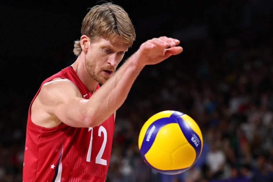 Max Holt Net Worth Details