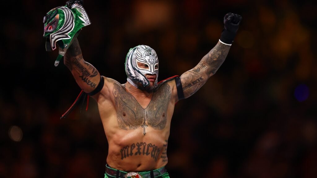 Rey Mysterio Biography