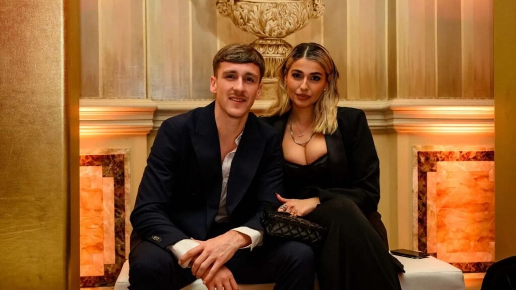 Alexis Saelemaekers Girlfriend Chiara Cannata
