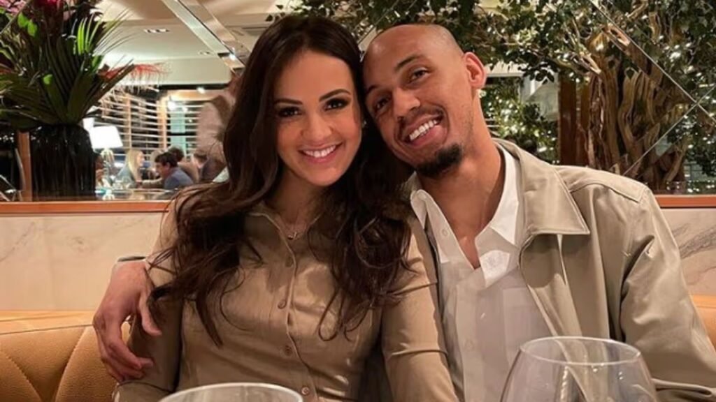 Fabinho Wife Rebeca Tavares