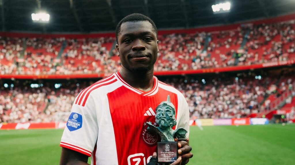Brian Brobbey Biography