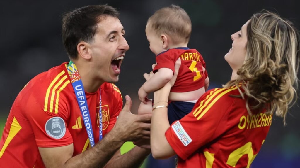 Mikel Oyarzabal Girlfriend Ainhoa Larrauri